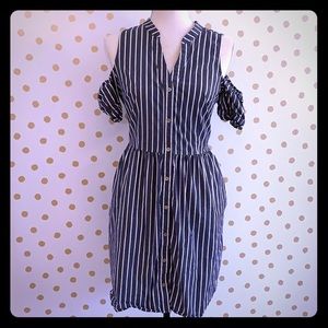 Michael Kors button down dress with special sleeve